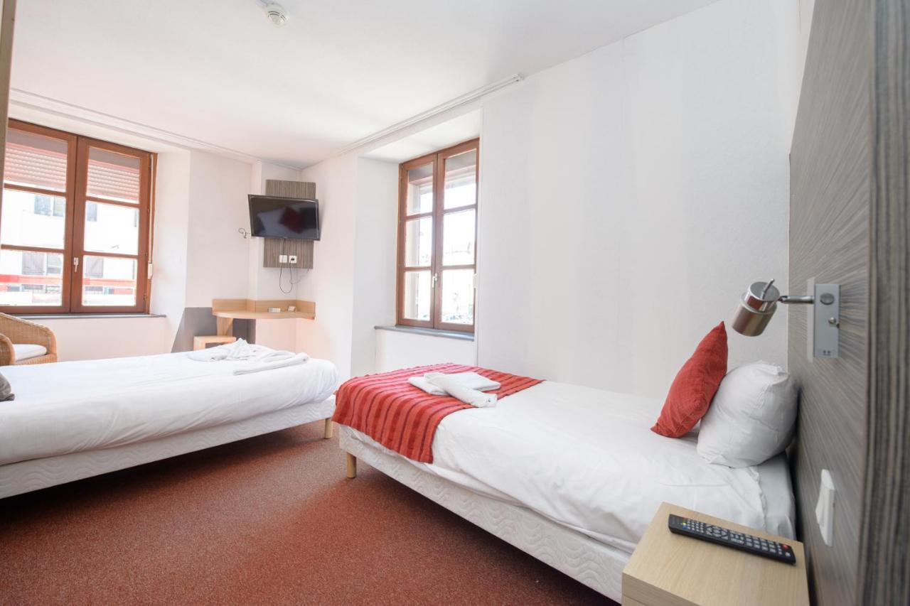 Hotel Des Voyageurs Pont-de-Roide Экстерьер фото